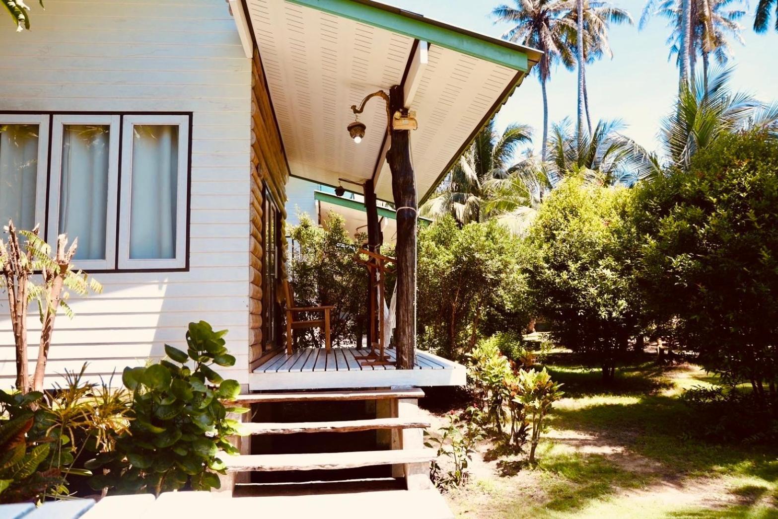 สวนมะพร้าว เกาะกูด รีสอร์ต  Hotel Ko Kut ภายนอก รูปภาพ