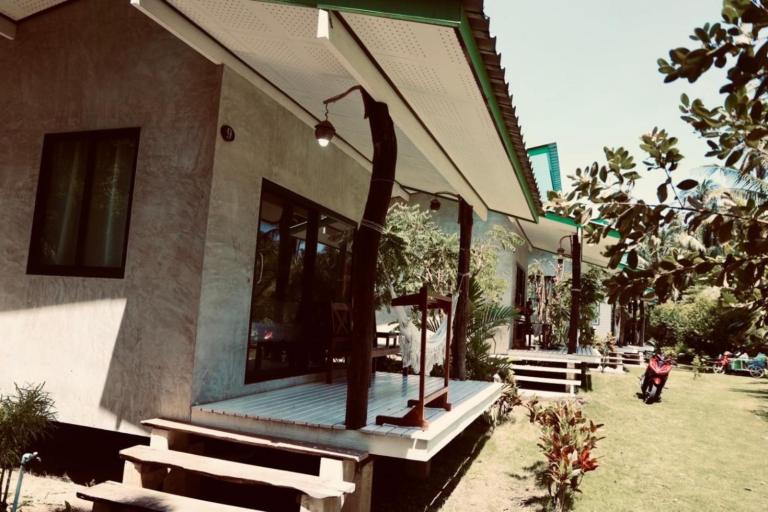 สวนมะพร้าว เกาะกูด รีสอร์ต  Hotel Ko Kut ภายนอก รูปภาพ
