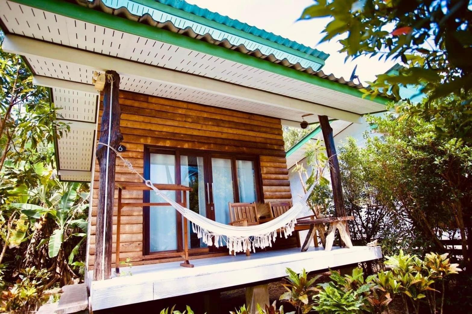 สวนมะพร้าว เกาะกูด รีสอร์ต  Hotel Ko Kut ภายนอก รูปภาพ